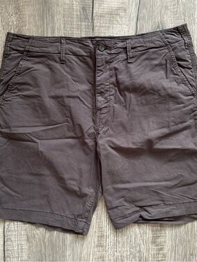 Men’s gray chino shorts lucky brand